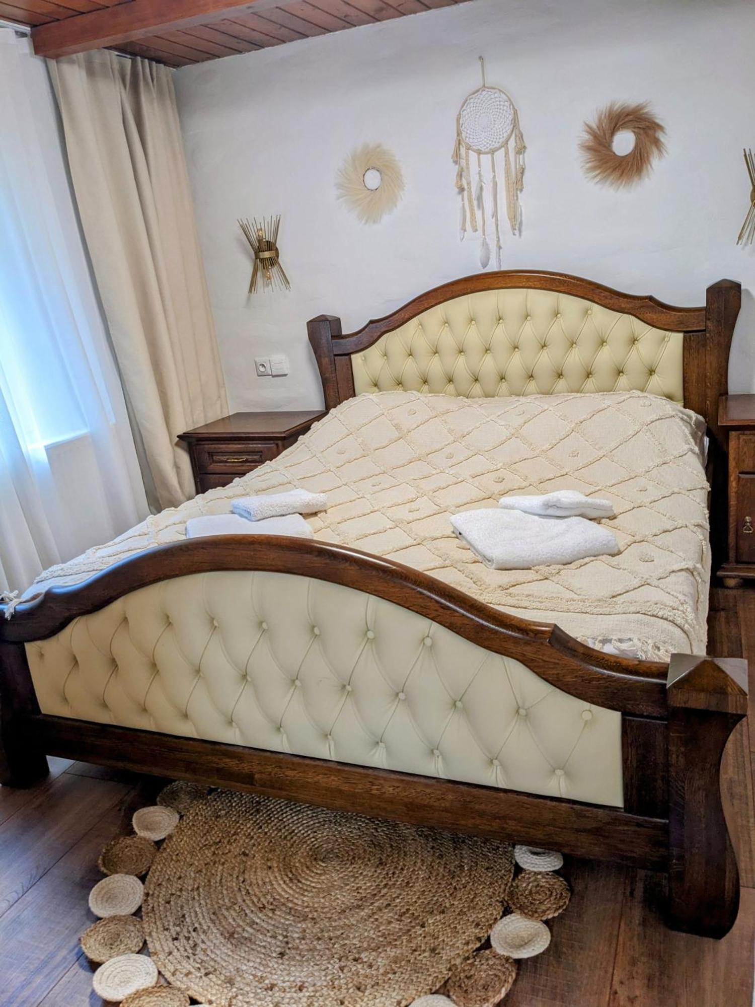 Tokaj Zlata Putna - Restaurant & Pension Vinicky ภายนอก รูปภาพ