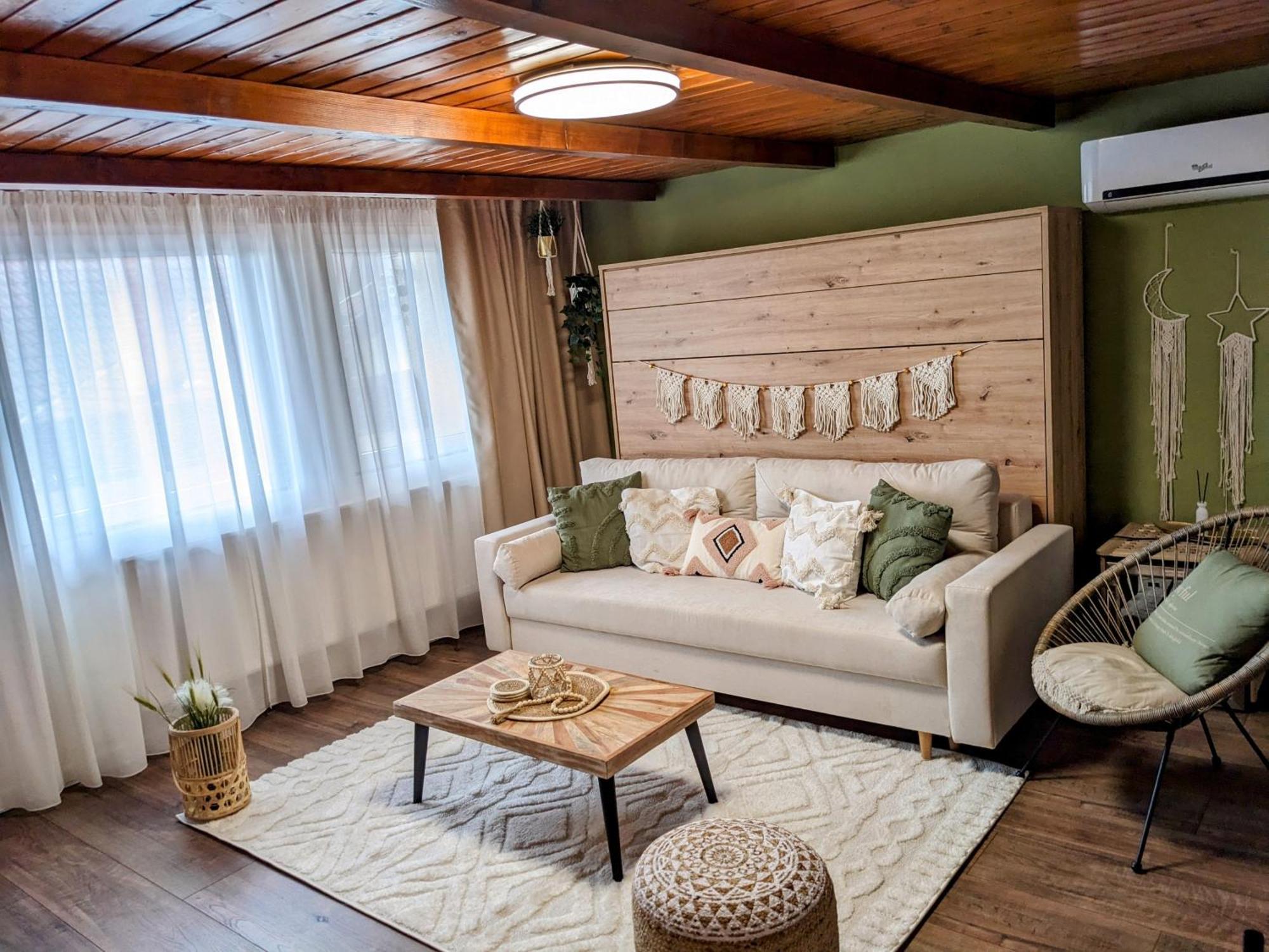 Tokaj Zlata Putna - Restaurant & Pension Vinicky ภายนอก รูปภาพ
