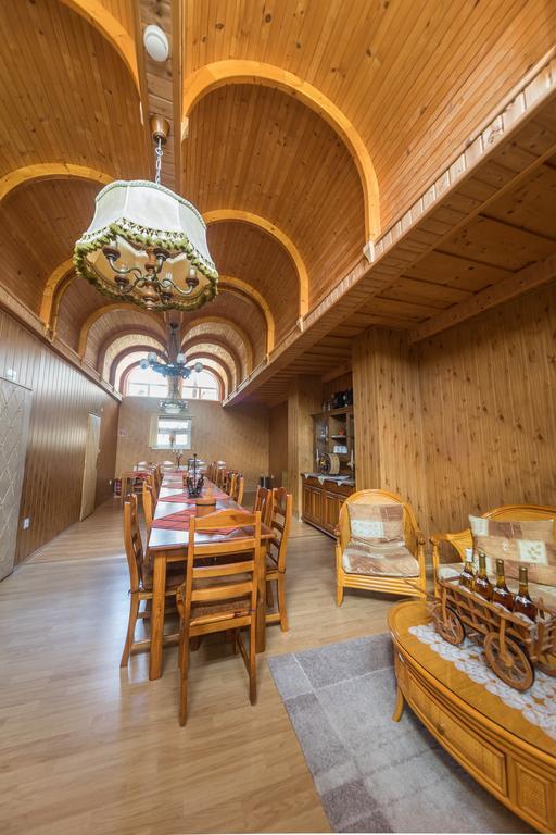 Tokaj Zlata Putna - Restaurant & Pension Vinicky ภายนอก รูปภาพ