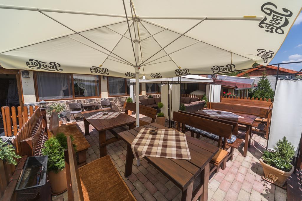 Tokaj Zlata Putna - Restaurant & Pension Vinicky ภายนอก รูปภาพ