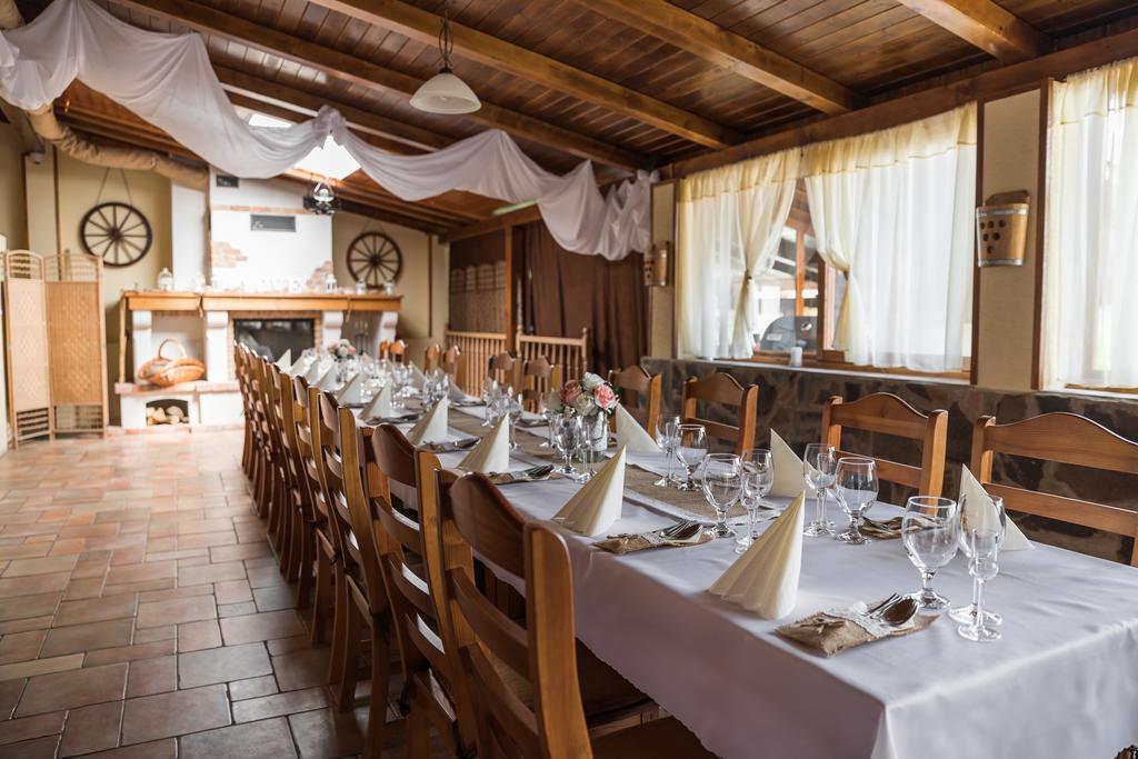 Tokaj Zlata Putna - Restaurant & Pension Vinicky ภายนอก รูปภาพ